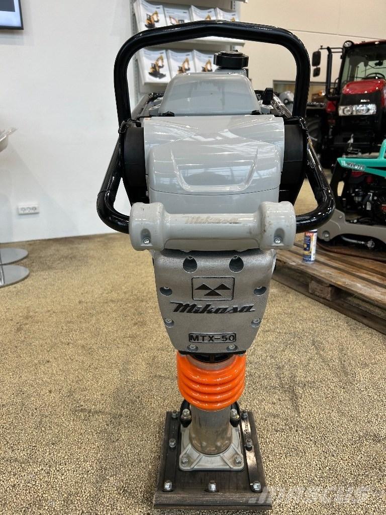 Mikasa MTX 50 Vibrační pěchy