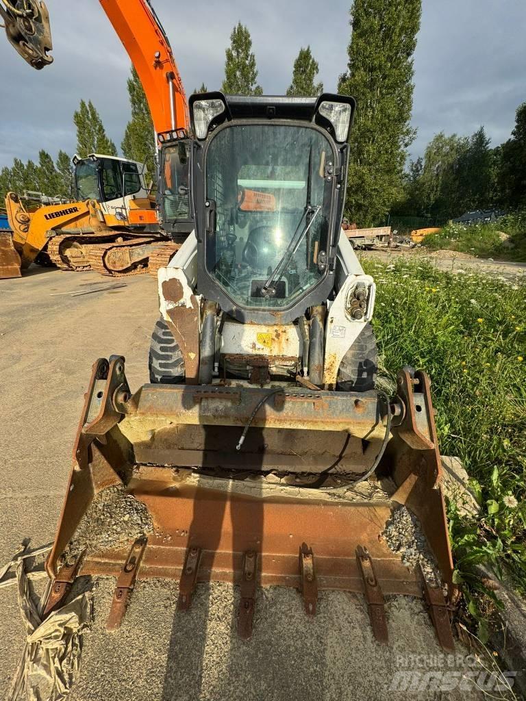 Bobcat S 570 Smykem řízené nakladače