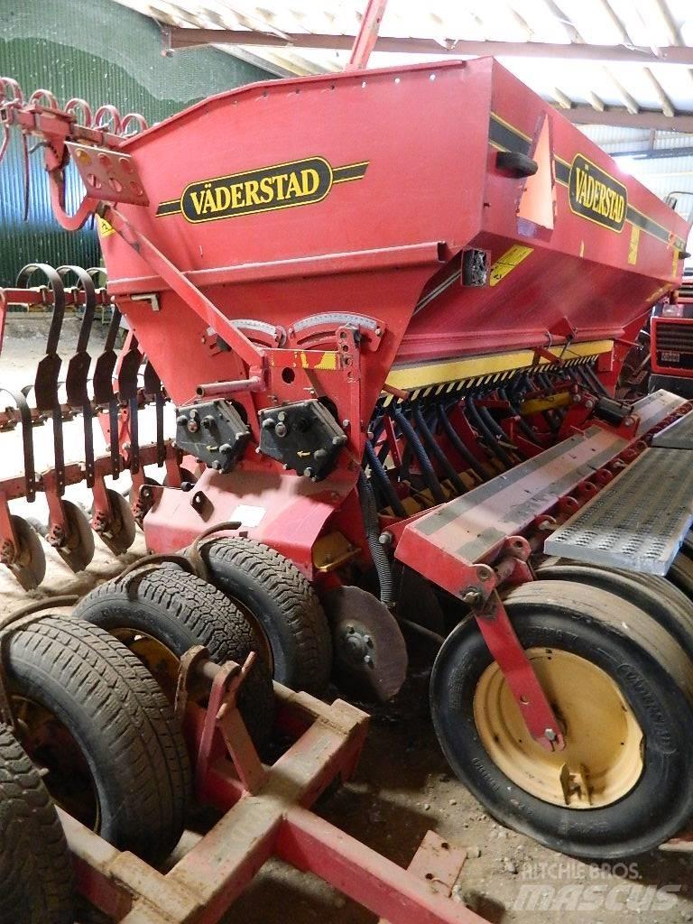 Väderstad Rapid400C Mechanické secí stroje