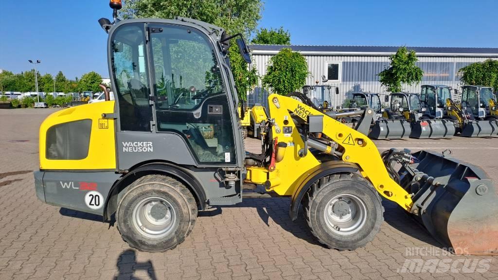 Wacker Neuson WL32 Kolové nakladače
