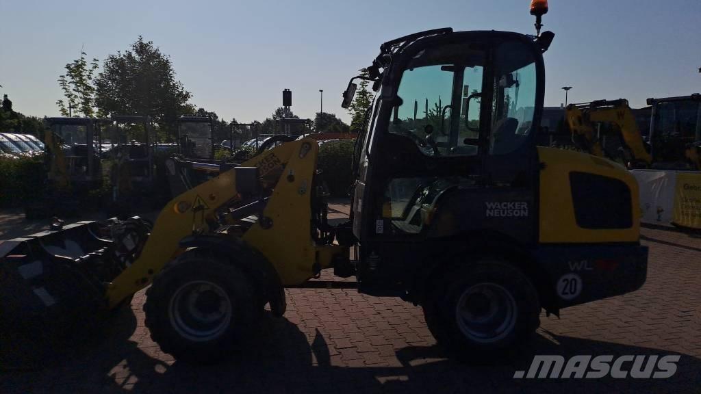 Wacker Neuson WL32 Kolové nakladače