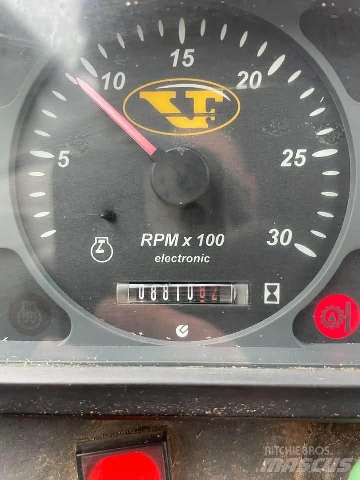 Venieri V763B Kolové nakladače