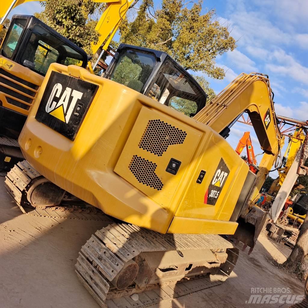 CAT 307 E Midi rýpadla 7t - 12t