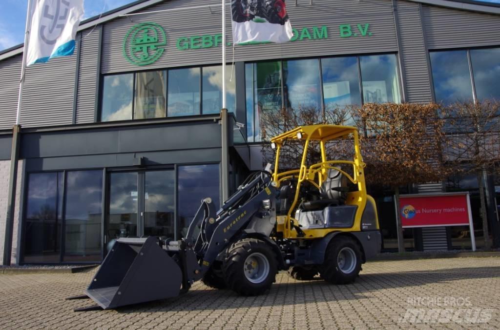 Eurotrac W11 Kolové nakladače