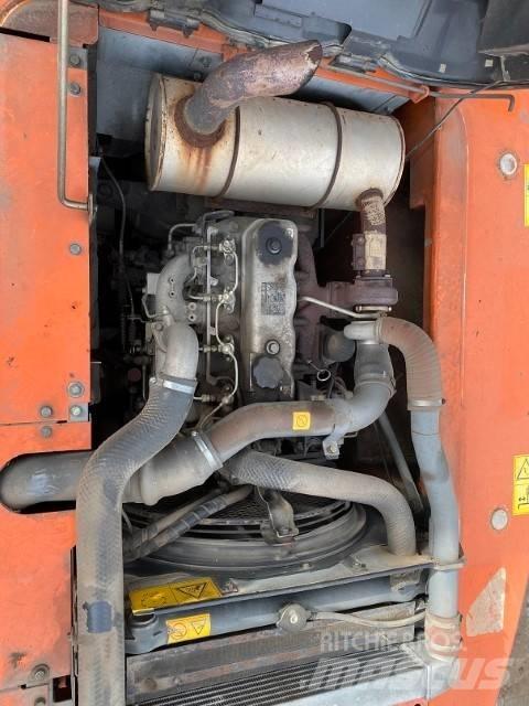 Hitachi ZX 180 W Kolová rýpadla