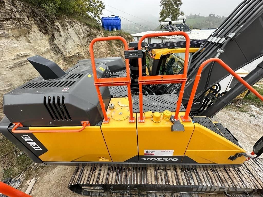 Volvo EC 380 EL Pásová rýpadla