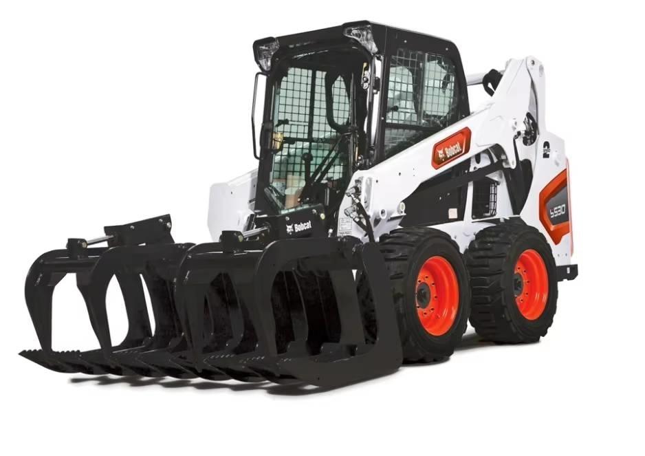 Bobcat S 530 Smykem řízené nakladače