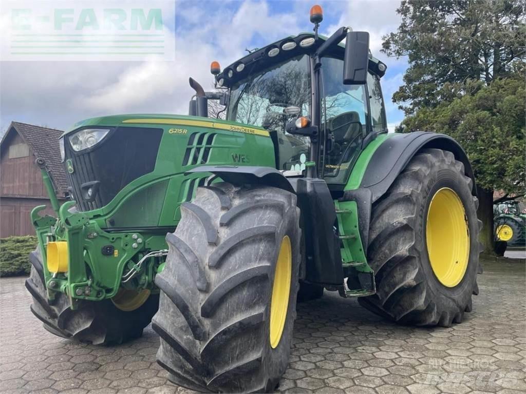 John Deere 6215r Traktory