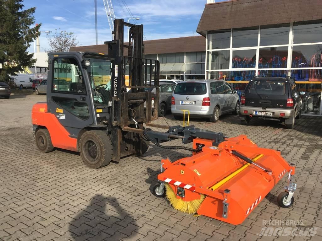 MT ZML 160 Zametací stroje