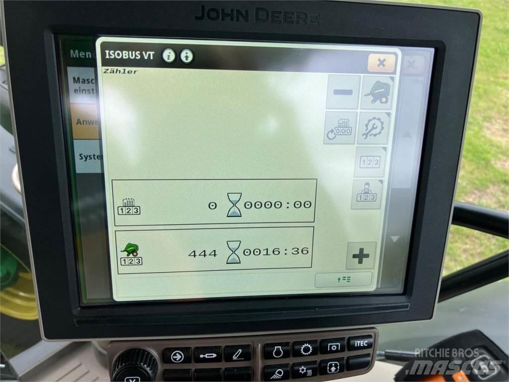 John Deere V461M Lis na válcové balíky