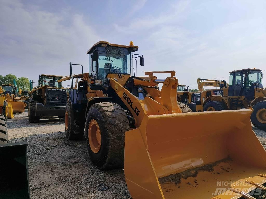 SDLG L 956 F Kolové nakladače