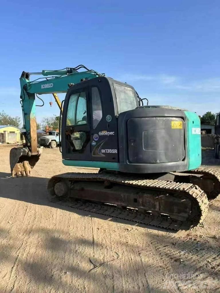 Kobelco SK135 Pásová rýpadla