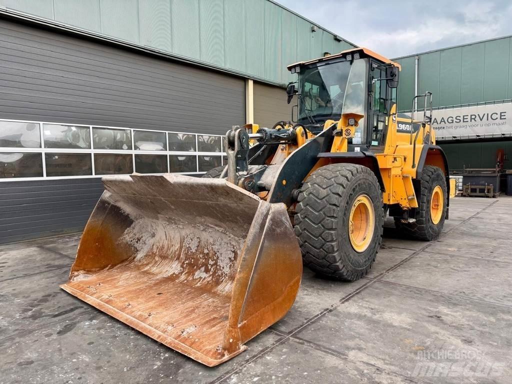 Hyundai HL960A Kolové nakladače