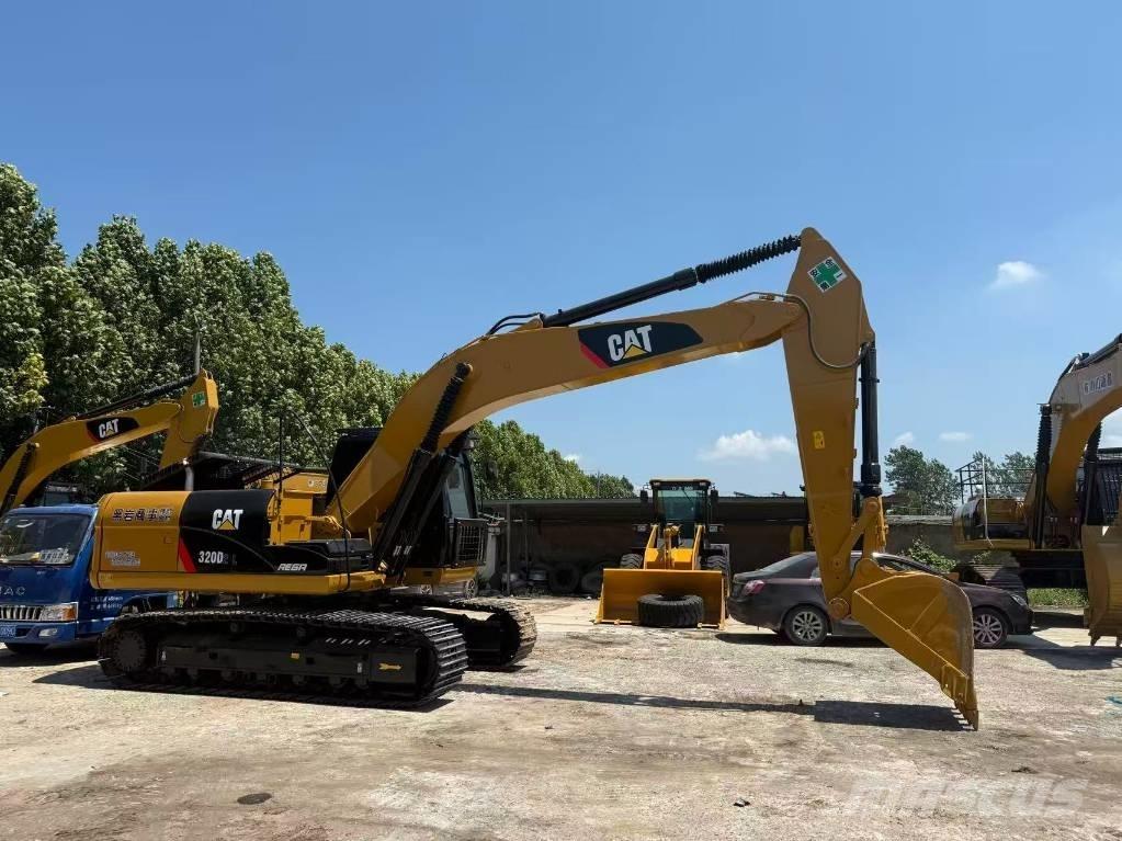 CAT 320 D Pásová rýpadla