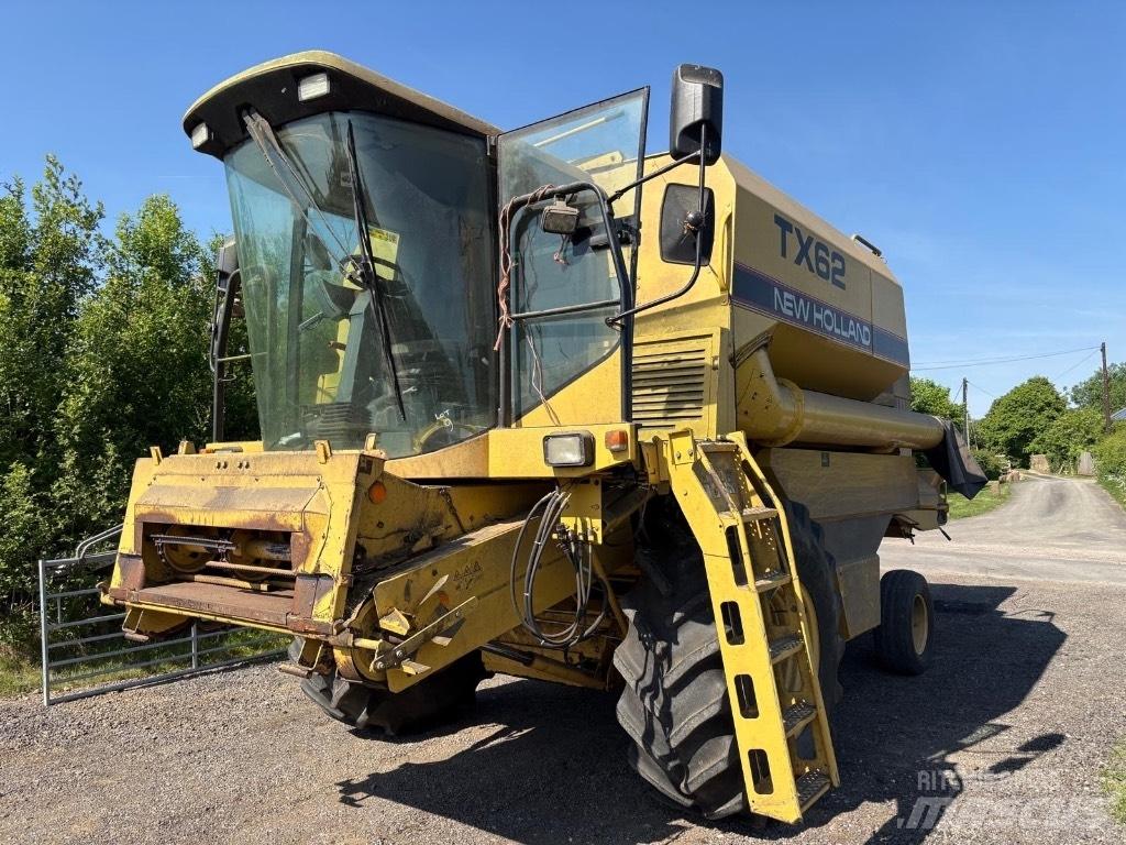 New Holland TX 62 Sklízecí mlátičky