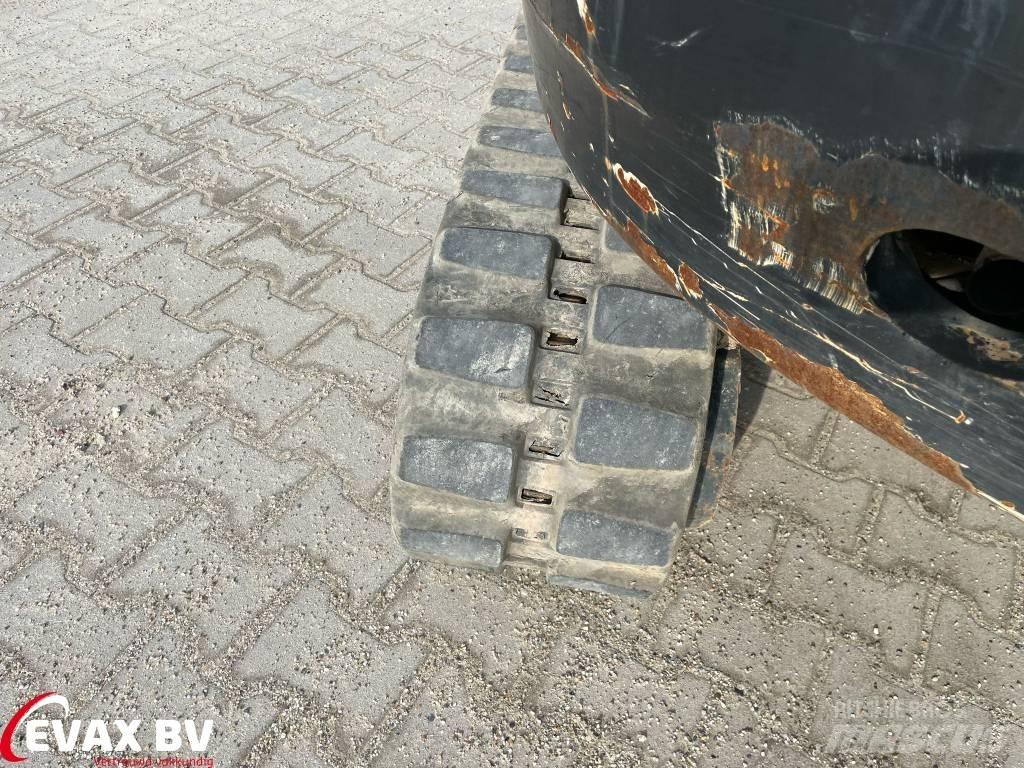 JCB 8026 CTS Mini rýpadla < 7t