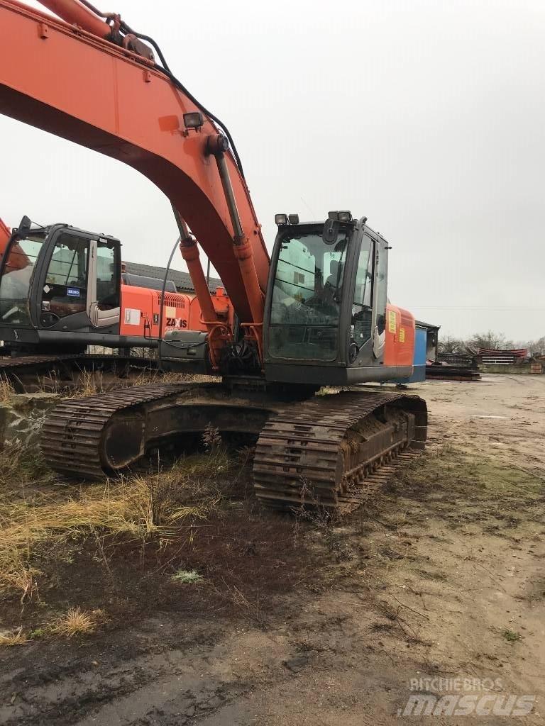 Hitachi ZX 280 Pásová rýpadla