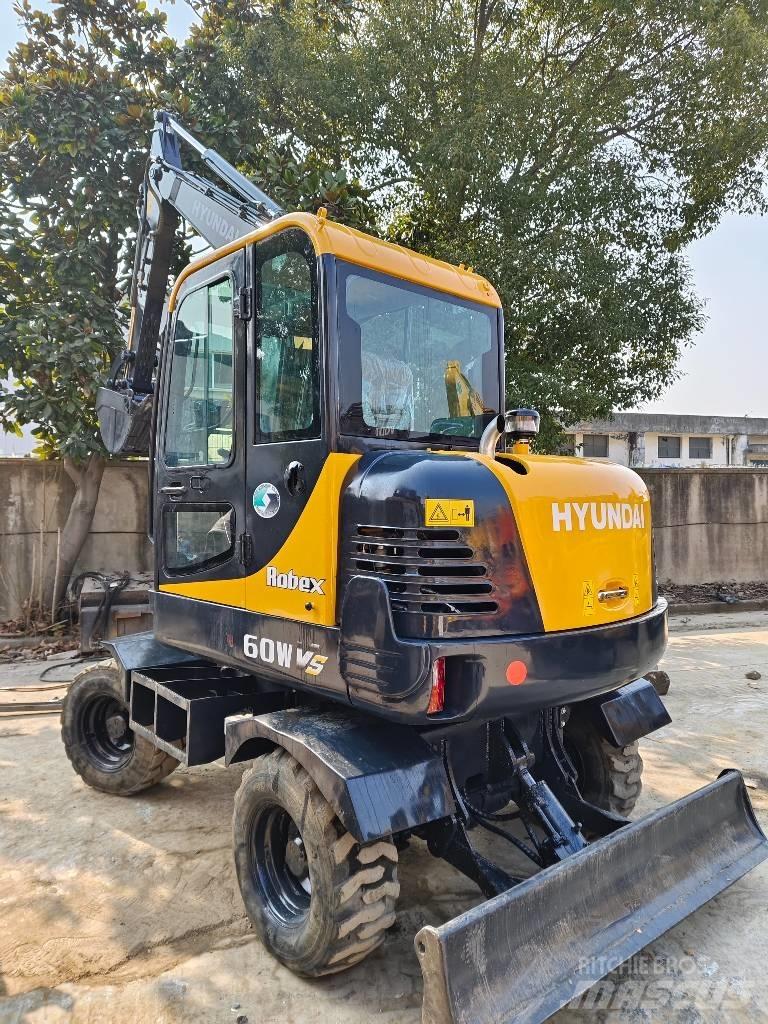 Hyundai Robex 60 W Kolová rýpadla
