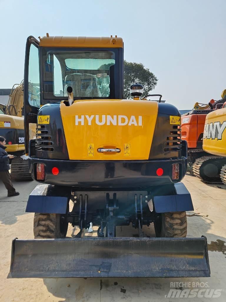Hyundai Robex 60 W Kolová rýpadla