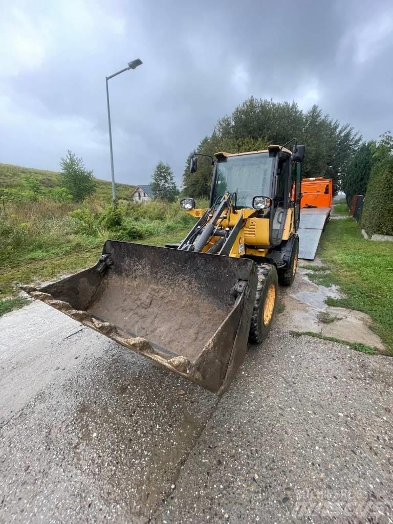 Volvo L 25 Kolové nakladače