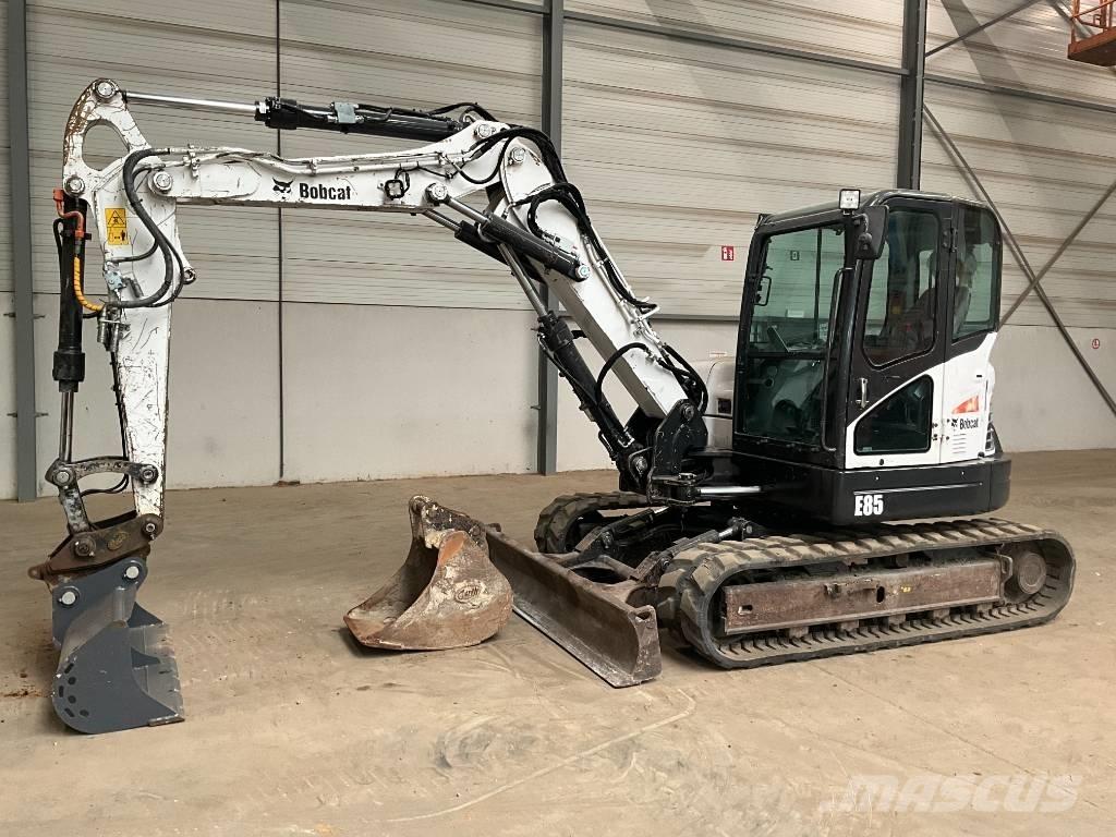 Bobcat E 85 Midi rýpadla 7t - 12t