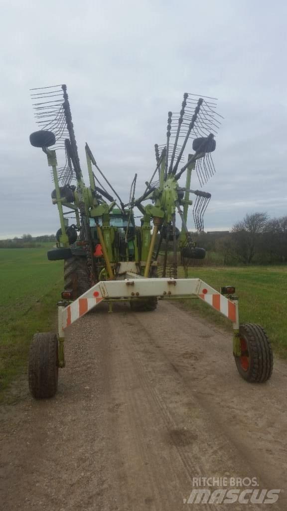 CLAAS 880 LINER Obraceče a shrabovače sena