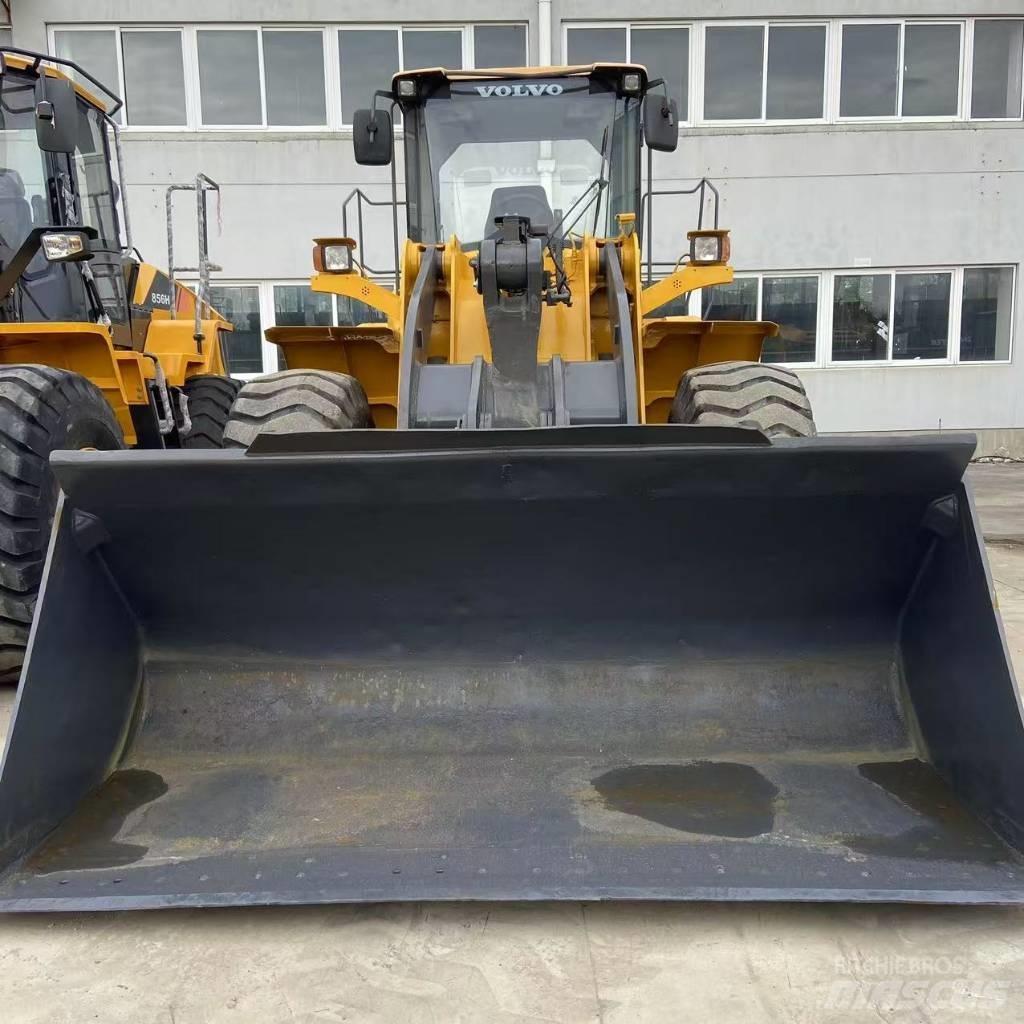 Volvo L 105 Kolové nakladače