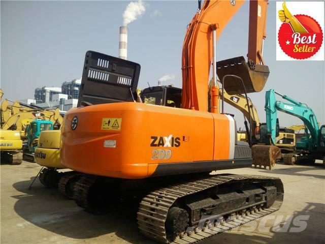 Hitachi ZX 200 Pásová rýpadla