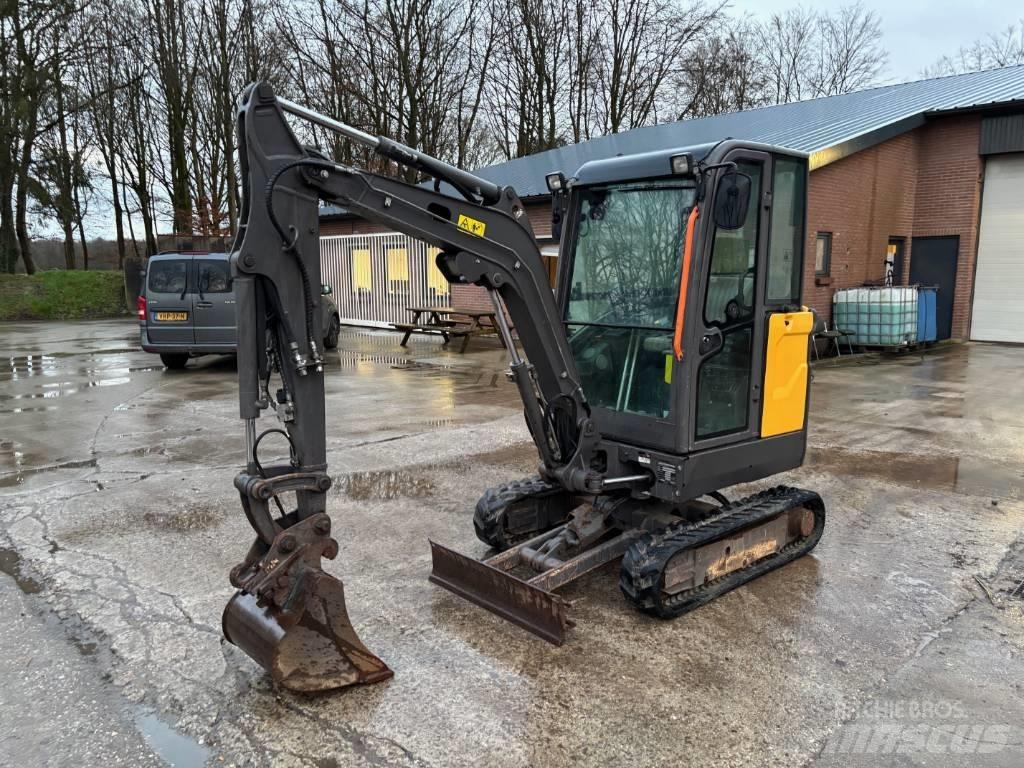 Volvo EC 20 E Mini rýpadla < 7t