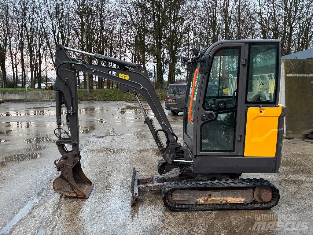 Volvo EC 20 E Mini rýpadla < 7t