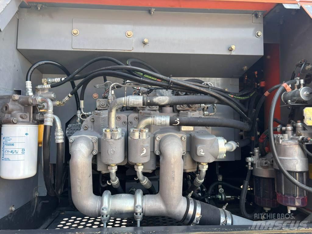 Hitachi ZX 350 LC-5B Pásová rýpadla