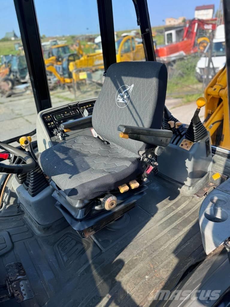 JCB 3CX Rýpadlo-nakladače