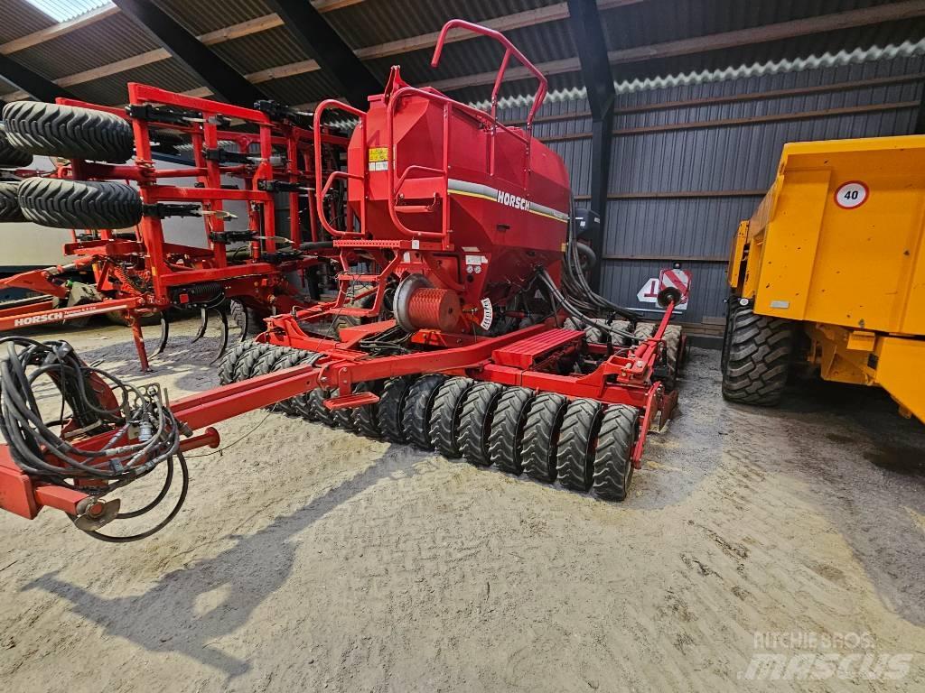 Horsch Pronto 4 DC Kombinované secí stroje