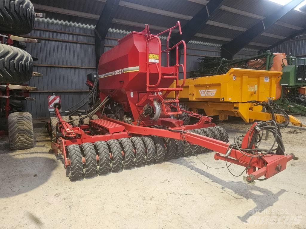 Horsch Pronto 4 DC Kombinované secí stroje