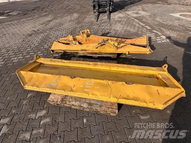 CAT 730 KLAPA Kloubové dempry
