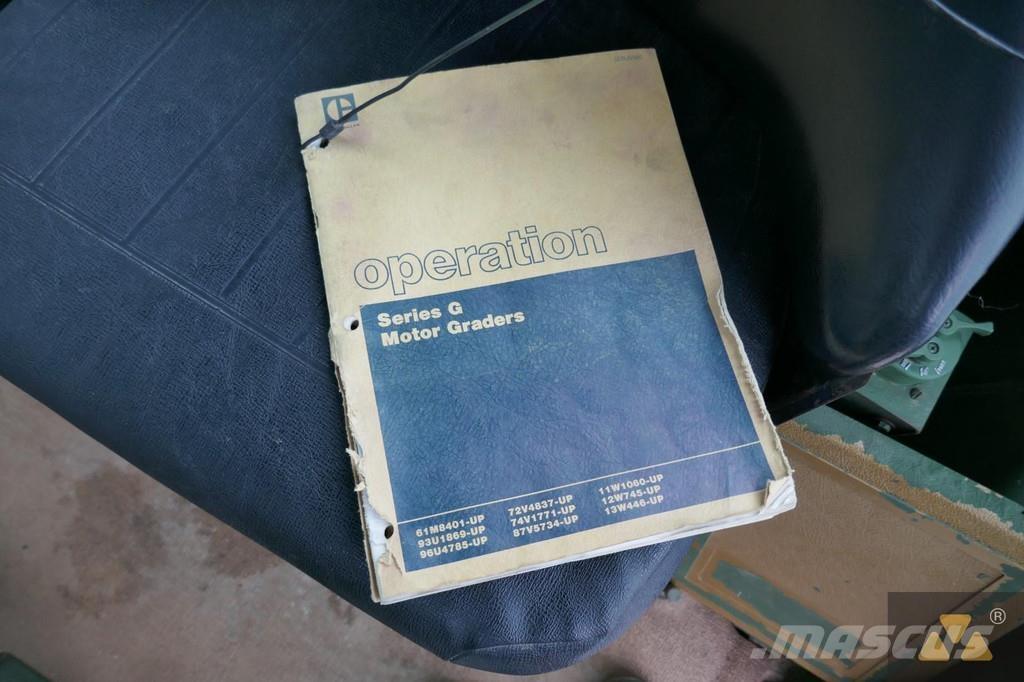 CAT 130G Ex-army Grejdry