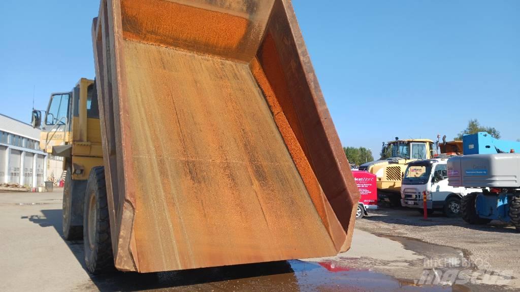 Komatsu 405 Pevné dempry