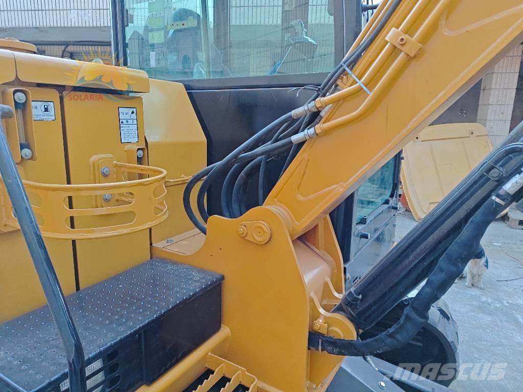 CAT 305.5E2 Mini rýpadla < 7t