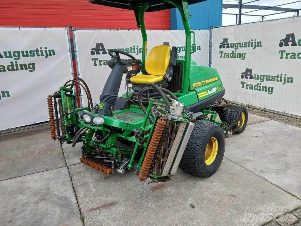 John Deere 8700 A Samojízdné sekačky