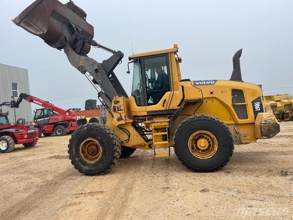Volvo L 90 G Kolové nakladače