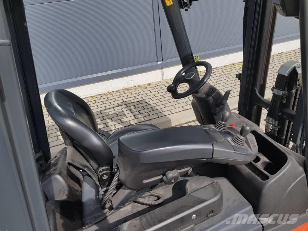 Linde E16C Akumulátorové vozíky