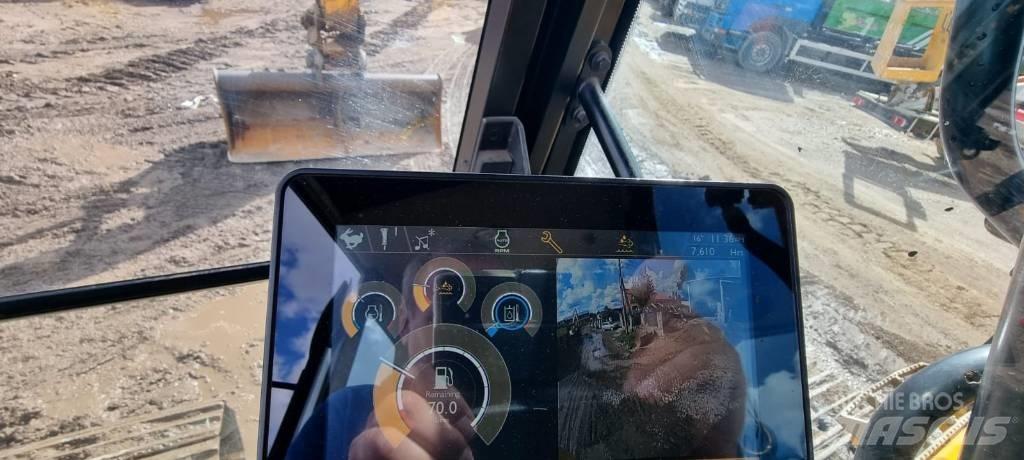 JCB 220X LC Pásová rýpadla