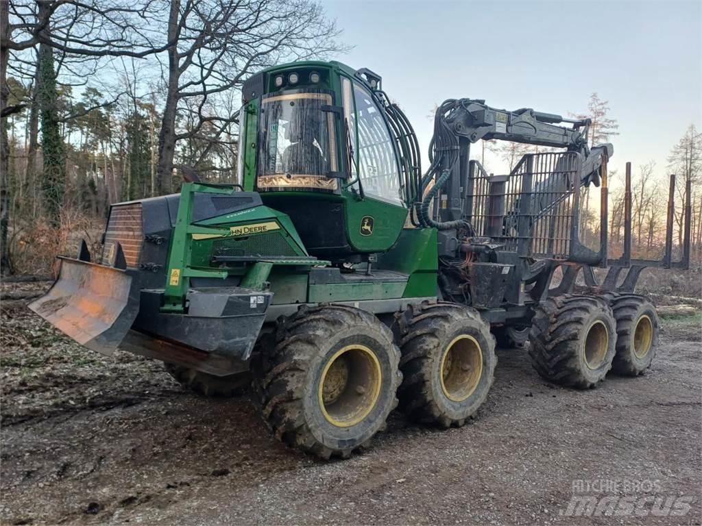 John Deere 1010 G Vyvážecí traktory