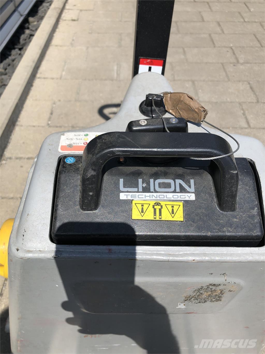 Still ECH 12 C Ručně vedené vysokozdvižné vozíky