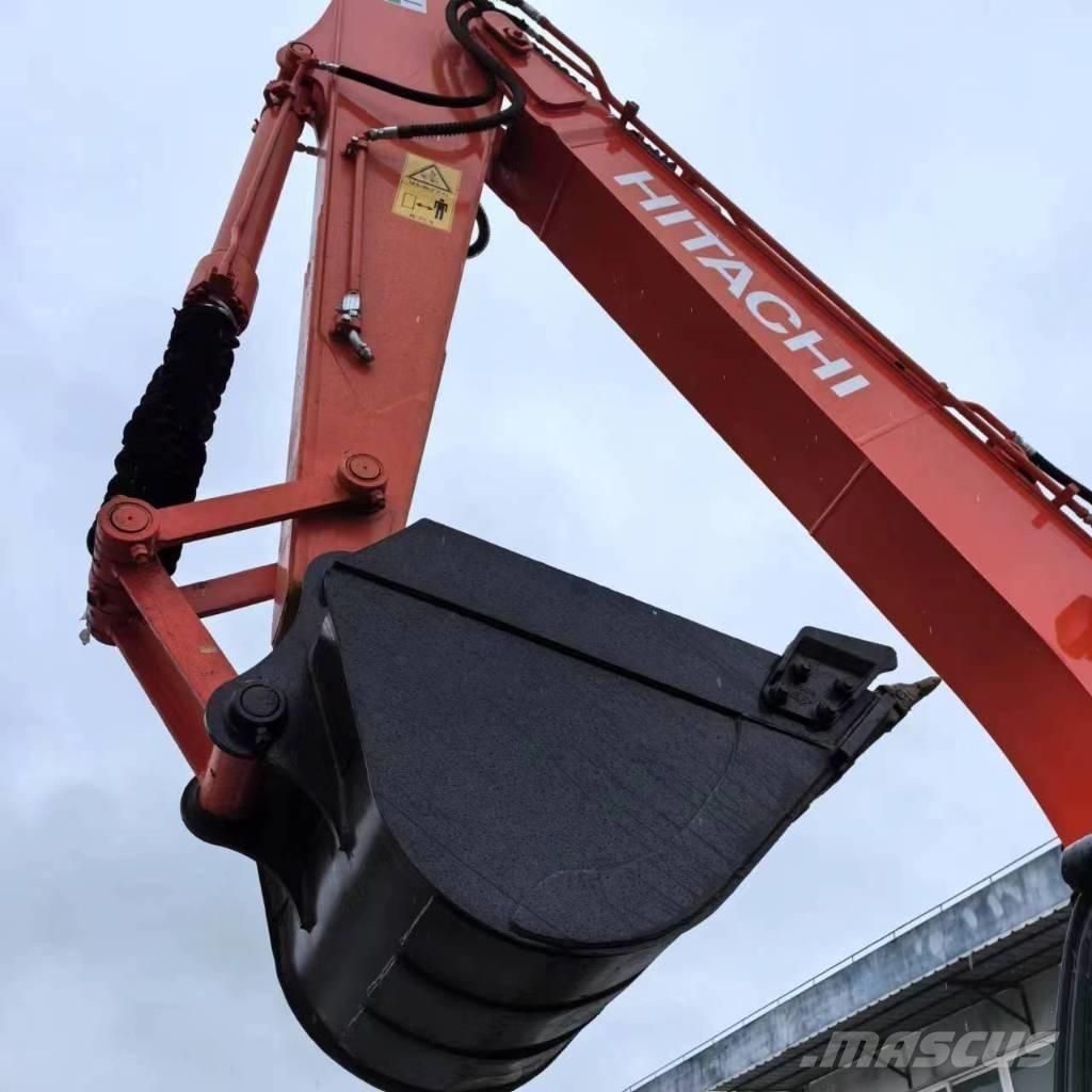 Hitachi ZX 120-3 Pásová rýpadla