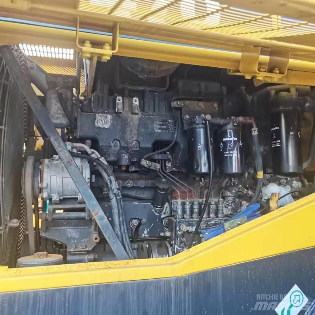 Komatsu WA 320-5 Kolové nakladače