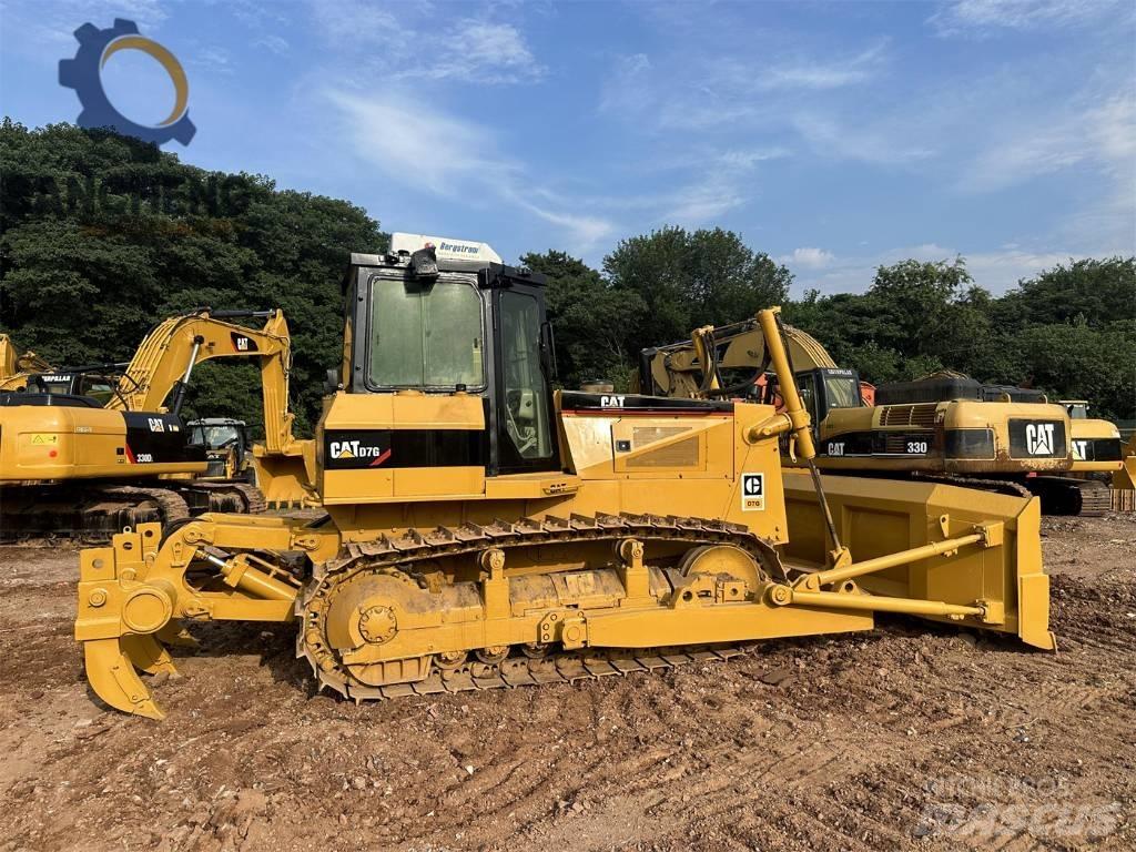 CAT D7G Pásové dozery