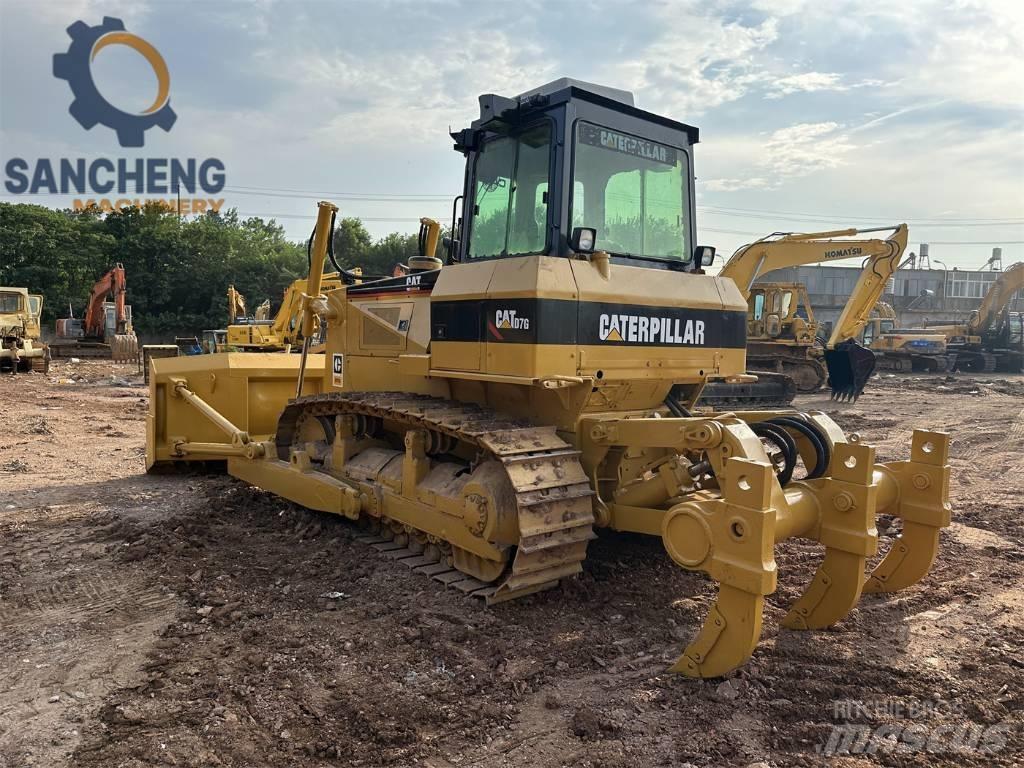 CAT D7G Pásové dozery