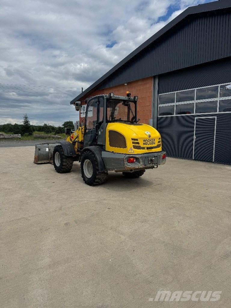 Wacker Neuson WL 44 Kolové nakladače
