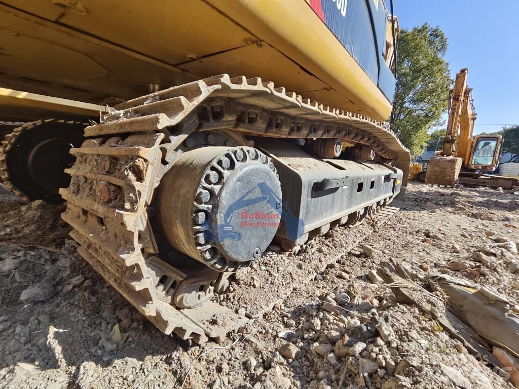 CAT 307E Mini rýpadla < 7t